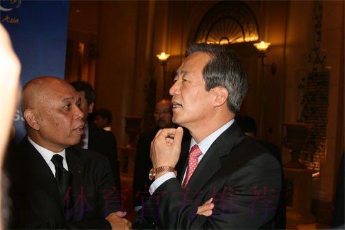 亚足联主席萨尔曼会见中国足协一行 亚足联主席萨尔曼会见中国足协一行